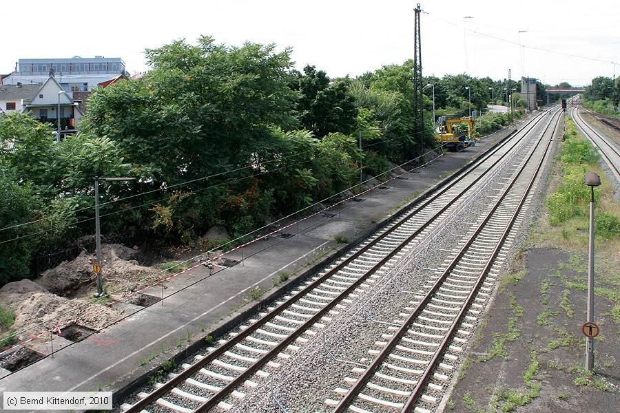 Bahnhof Ludwigshafen Oggersheim
/ Bild: bfludwigshafenoggersheim_bk1007310005.jpg