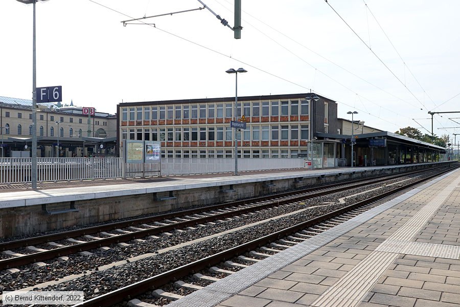 Magdeburg Hauptbahnhof
/ Bild: bfmagdeburghbf_bk2209230077.jpg