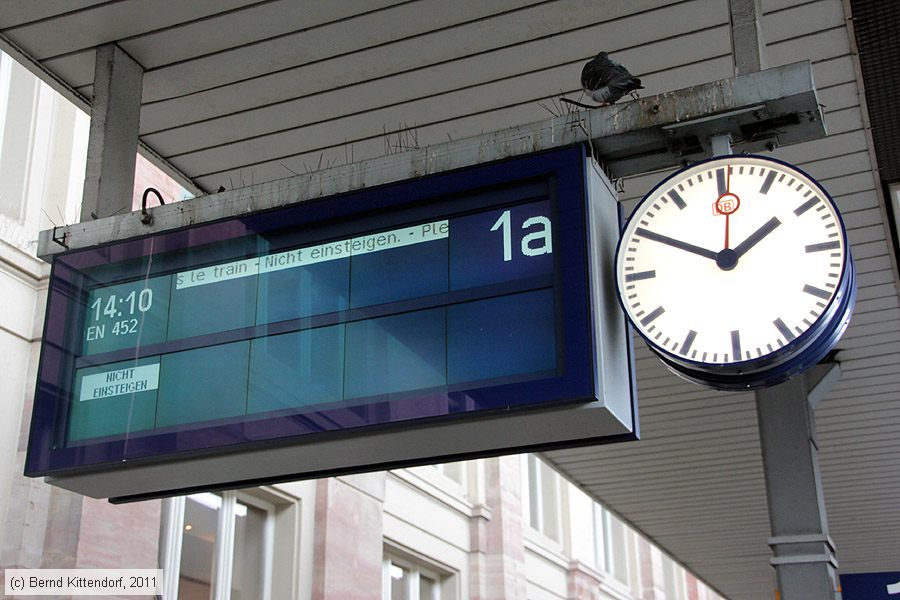 Mannheim Hauptbahnhof
/ Bild: bfmannheimhbf_bk1112200046.jpg Mannheim Hauptbahnhof
/ Bild: bfmannheimhbf_bk1112200046.jpg