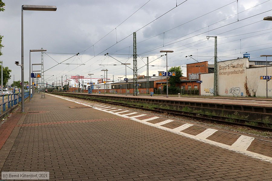 Bahnhof Mannheim Waldhof
/ Bild: bfmannheimwaldhof_bk2107280050.jpg