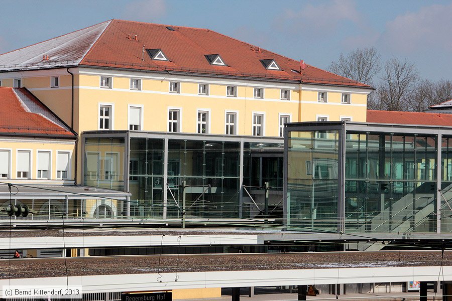 Regensburg Hauptbahnhof
/ Bild: bfregensburghbf_bk1303140006.jpg