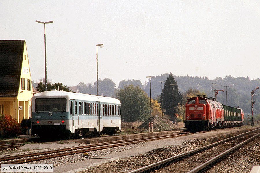 Bahnhof Tüßling
/ Bild: bftuessling_dk130815.jpg