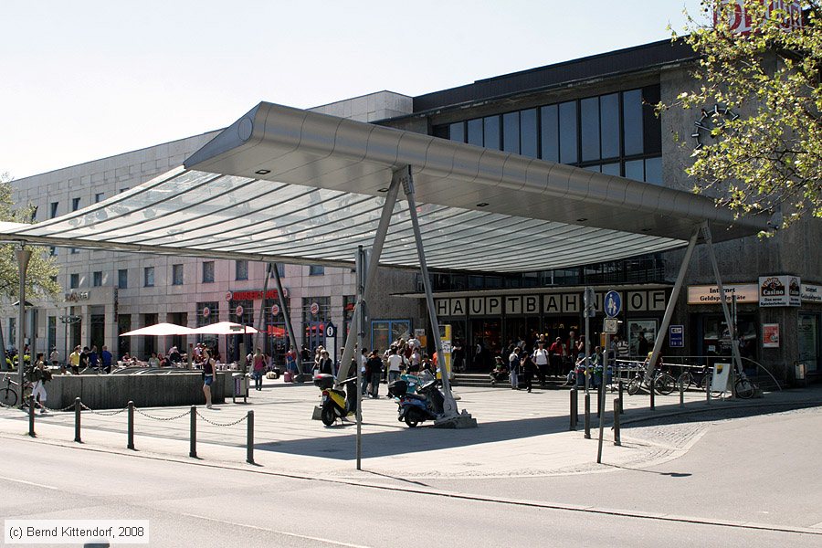 Ulm Hauptbahnhof
/ Bild: bfulmhbf_bk0805100145.jpg