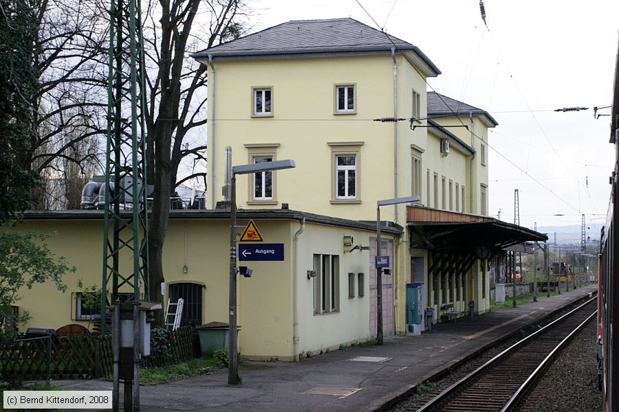 Bahnhof Wiesbaden-Biebrich
/ Bild: bfwiesbadenbiebrich_bk0804150166.jpg
