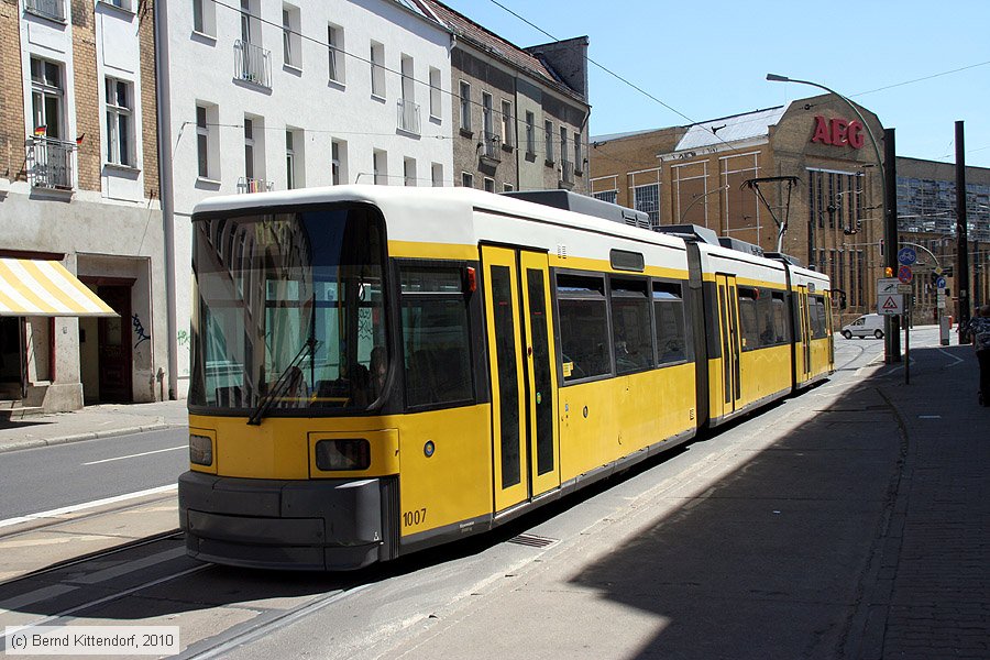 Straßenbahn Berlin - 1007
/ Bild: berlin1007_bk1006170152.jpg