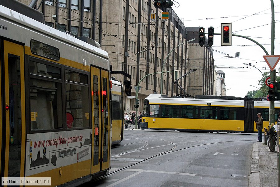 Straßenbahn Berlin - 1028
/ Bild: berlin1028_bk1006150126.jpg