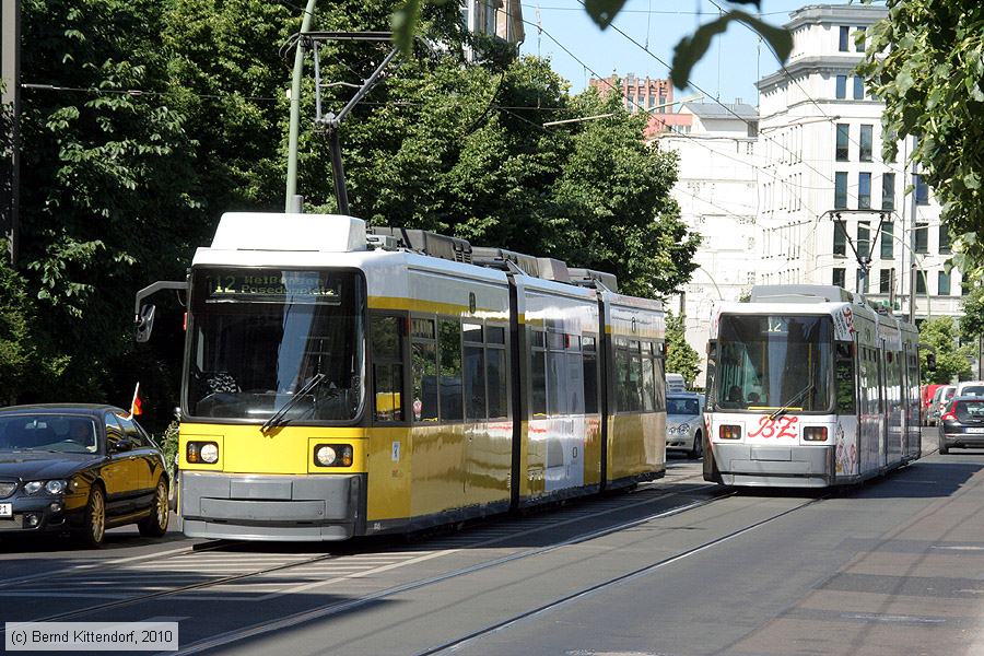 Straßenbahn Berlin - 1045
/ Bild: berlin1045_bk1006160005.jpg