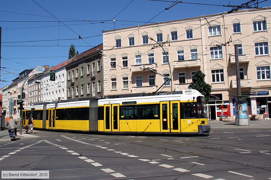 Straßenbahn Berlin - 1045
/ Bild: berlin1045_bk1006170157.jpg