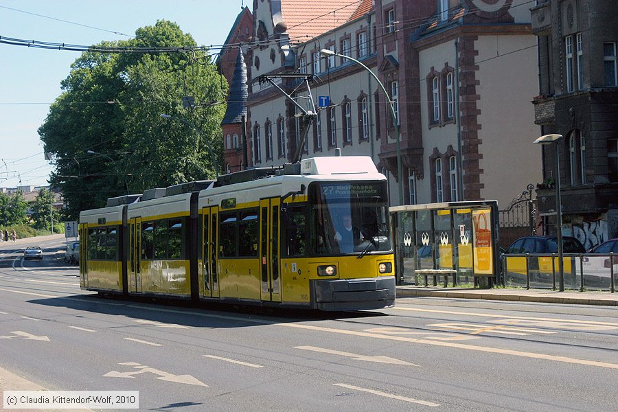 Straßenbahn Berlin - 1045
/ Bild: berlin1045_cw1006170145.jpg