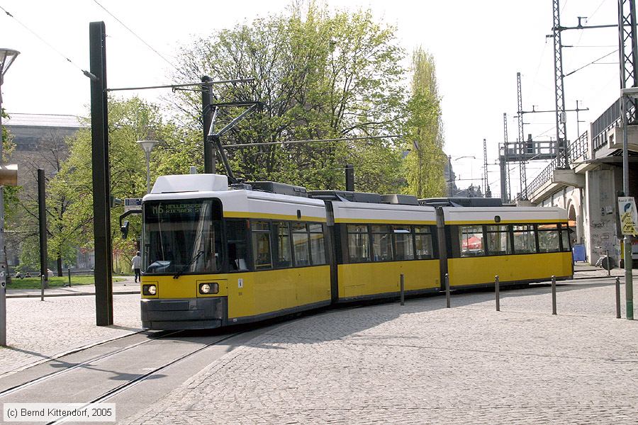 Straßenbahn Berlin - 1055
/ Bild: berlin1055_e0016967.jpg