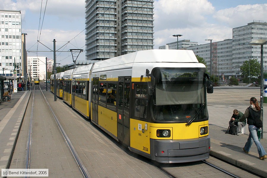 Straßenbahn Berlin - 2034
/ Bild: berlin2034_e0016932.jpg