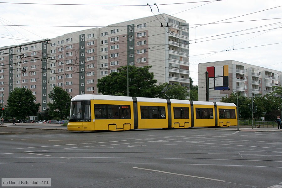 Straßenbahn Berlin - 3001
/ Bild: berlin3001_bk1006140420.jpg