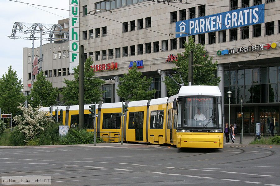 Straßenbahn Berlin - 8001
/ Bild: berlin8001_bk1006140414.jpg