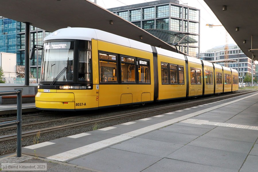 Straßenbahn Berlin - 8037
/ Bild: berlin8037_bk2309080182.jpg