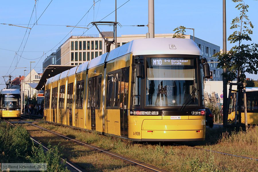 Straßenbahn Berlin - 9139
/ Bild: berlin9139_bk2309070104.jpg