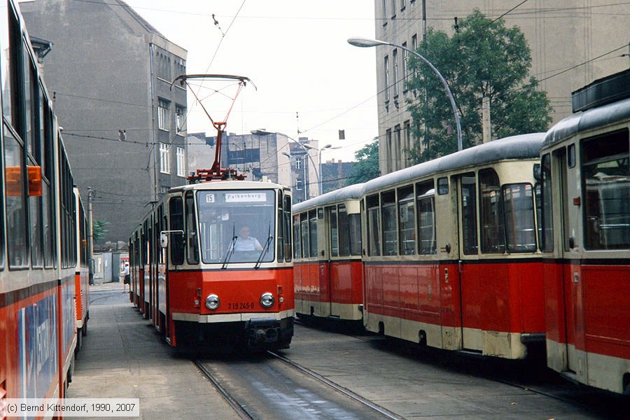 Straßenbahn Berlin - 219245-0
/ Bild: berlin2192450_df122238.jpg