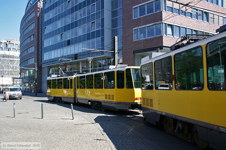 Straßenbahn Berlin - 6043
/ Bild: berlin6043_bk1006170255.jpg