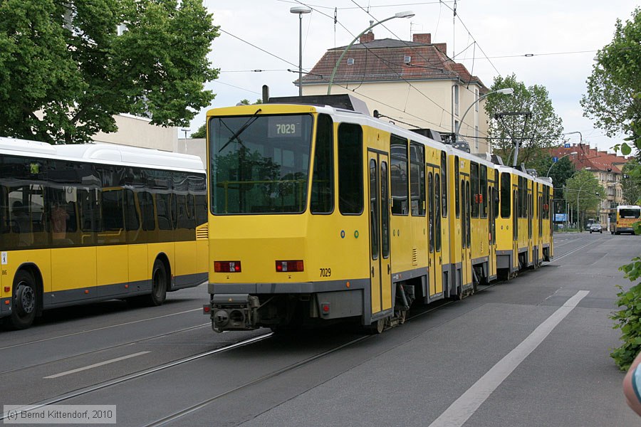 Straßenbahn Berlin - 7029
/ Bild: berlin7029_bk1006140513.jpg
