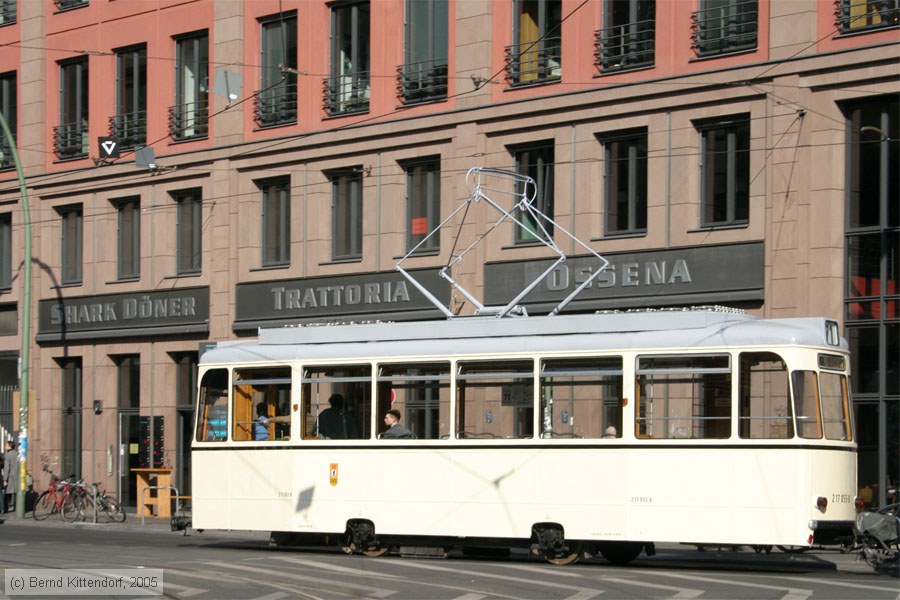Straßenbahn Berlin - 217 055-8
/ Bild: berlin2170558_e0017665.jpg