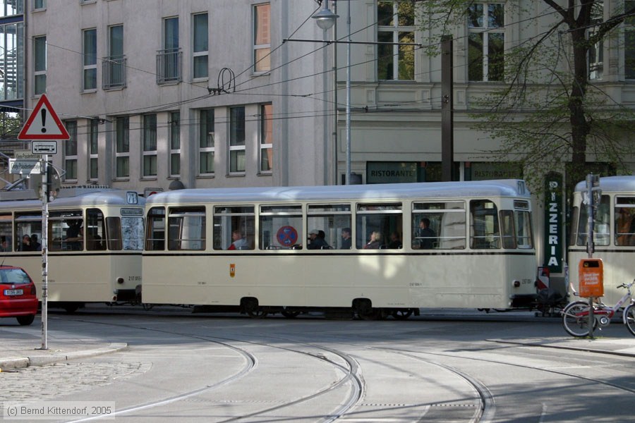 Straßenbahn Berlin - 267 006-1
/ Bild: berlin2670061_e0017661.jpg