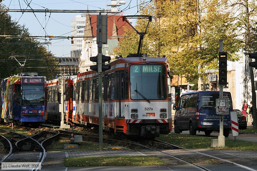 Straßenbahn Bielefeld - 527
/ Bild: bielefeld527_cw0910200209.jpg