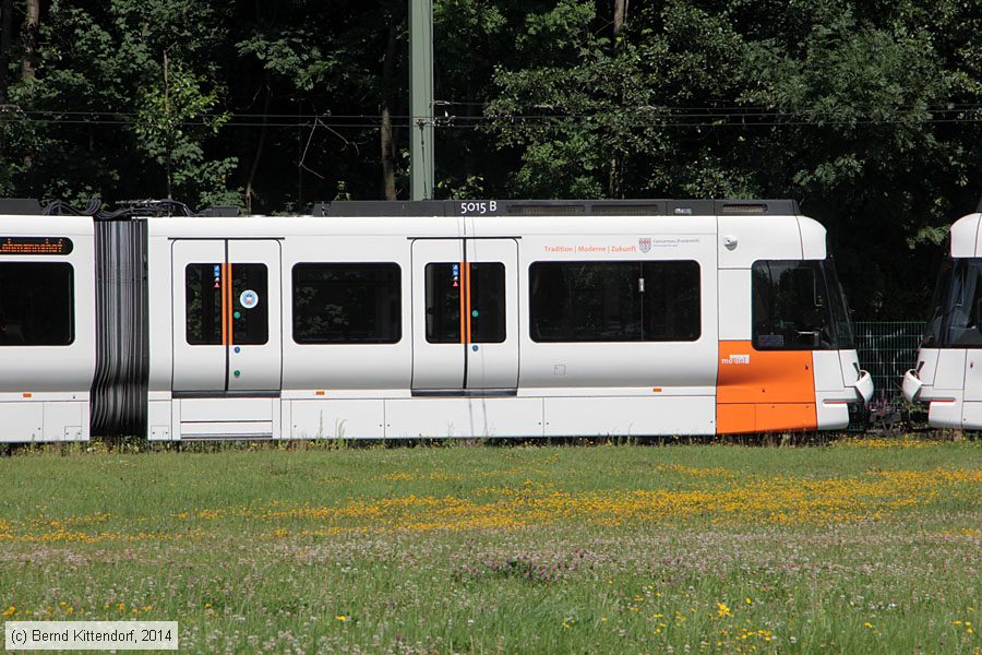 Straßenbahn Bielefeld - 5015
/ Bild: bielefeld5015_bk1407150077.jpg