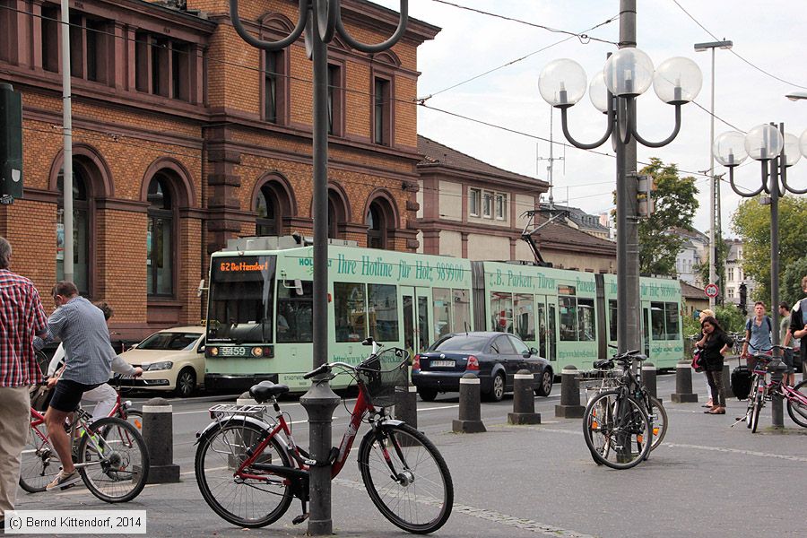 Straßenbahn Bonn - 9459
/ Bild: bonn9459_bk1408080120.jpg
