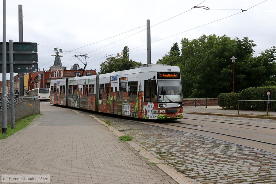 Stra&szlig;enbahn Brandenburg - 103
/ Bild: brandenburg103_bk2507170137.jpg