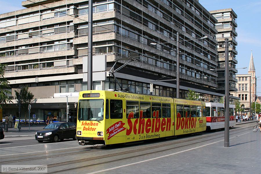 Braunschweig - Straßenbahn - 8151
/ Bild: braunschweig8151_bk0708240116.jpg