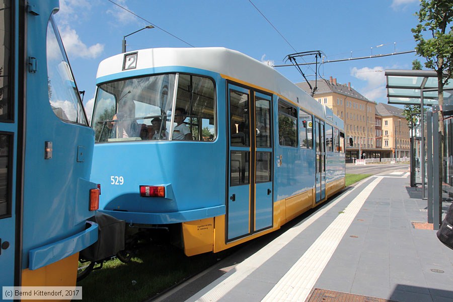 Straßenbahn Chemnitz - 529
/ Bild: chemnitz529_bk1708090100.jpg Straßenbahn Chemnitz - 529
/ Bild: chemnitz529_bk1708090100.jpg