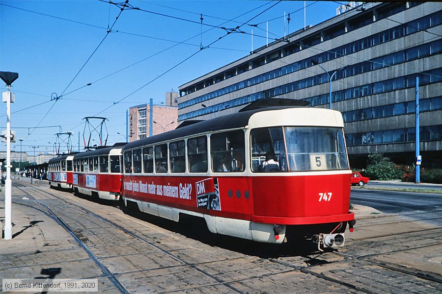 Straßenbahn Chemnitz - 747
/ Bild: chemnitz747_bd128121.jpg