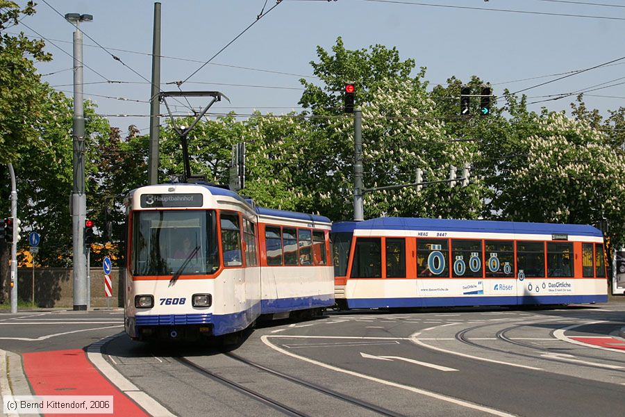 Straßenbahn Darmstadt - 7608
/ Bild: darmstadt7608_bk0605070050.jpg