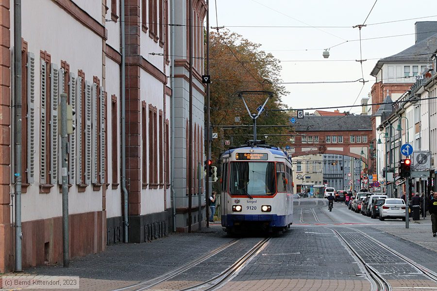 Straßenbahn Darmstadt - 9120
/ Bild: darmstadt9120_bk2310160068.jpg