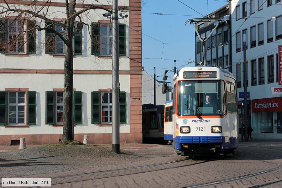 Straßenbahn Darmstadt - 9121
/ Bild: darmstadt9121_bk1603170213.jpg