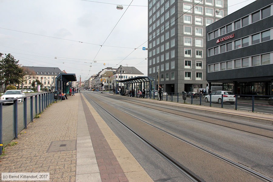 Straßenbahn Darmstadt - Anlagen
/ Bild: darmstadtanlagen_bk1704050083.jpg