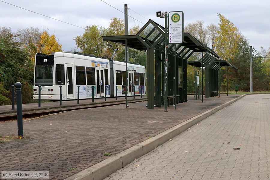 Straßenbahn Dessau - 305
/ Bild: dessau305_bk1810250029.jpg