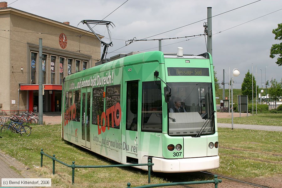 Straßenbahn Dessau - 307
/ Bild: dessau307_bk0605140079.jpg