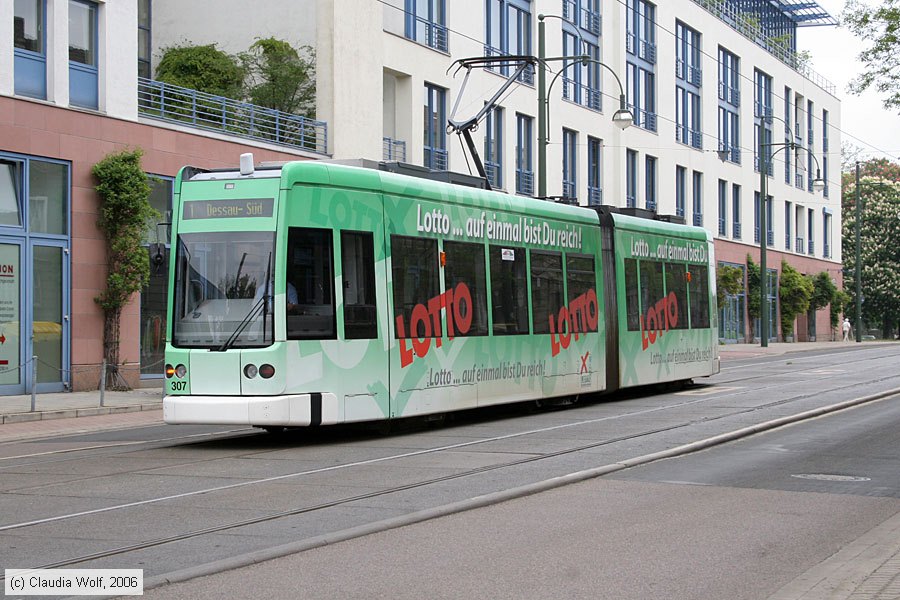 Straßenbahn Dessau - 307
/ Bild: dessau307_cw0605140075.jpg
