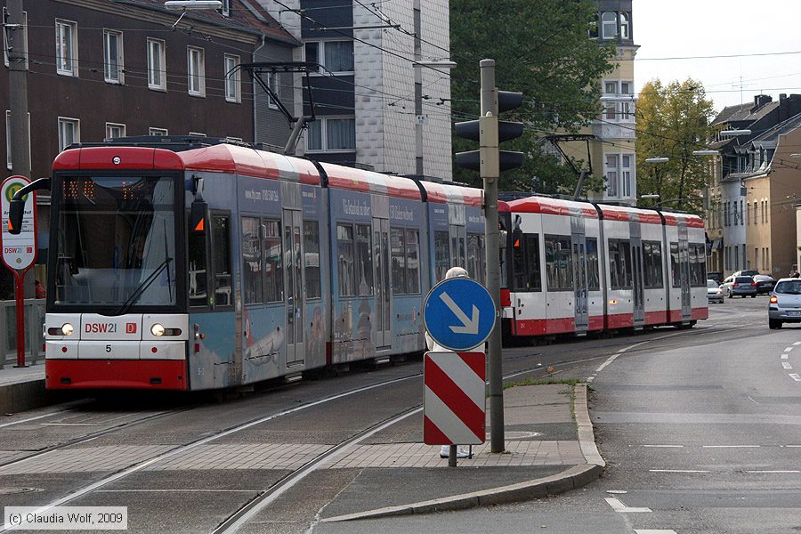 Straßenbahn Dortmund - 5
/ Bild: dortmund5_cw0910190086.jpg Straßenbahn Dortmund - 5
/ Bild: dortmund5_cw0910190086.jpg