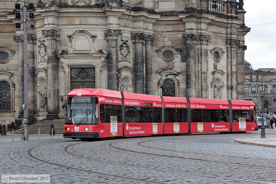 Straßenbahn Dresden - 2511
/ Bild: dresden2511_bk1310140110.jpg