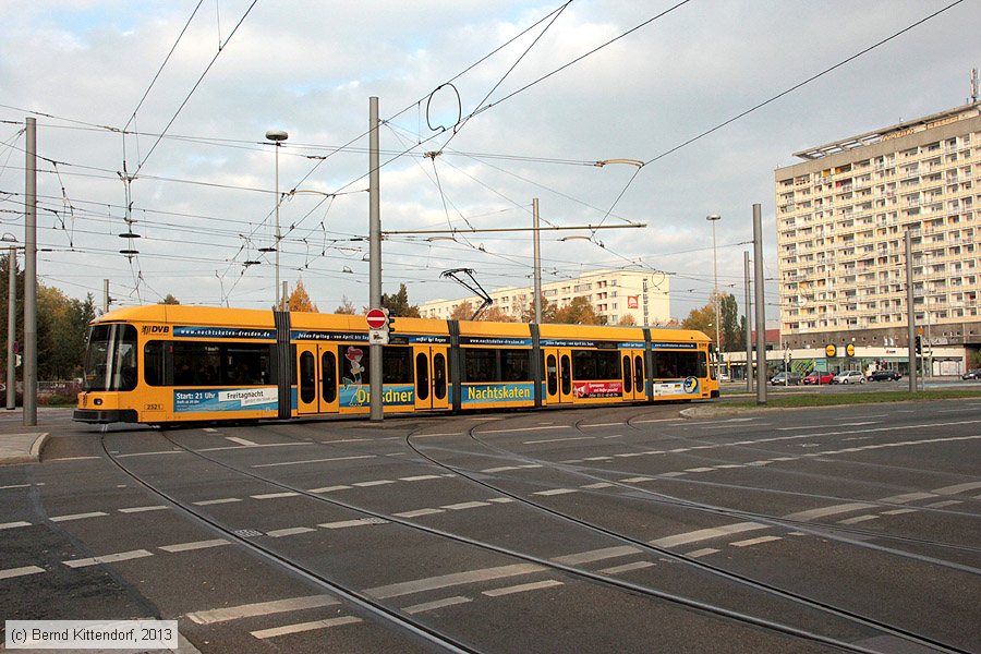 Straßenbahn Dresden - 2521
/ Bild: dresden2521_bk1310160111.jpg