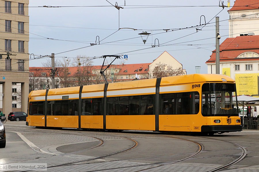 Straßenbahn Dresden - 2541
/ Bild: dresden2541_bk2501300012.jpg