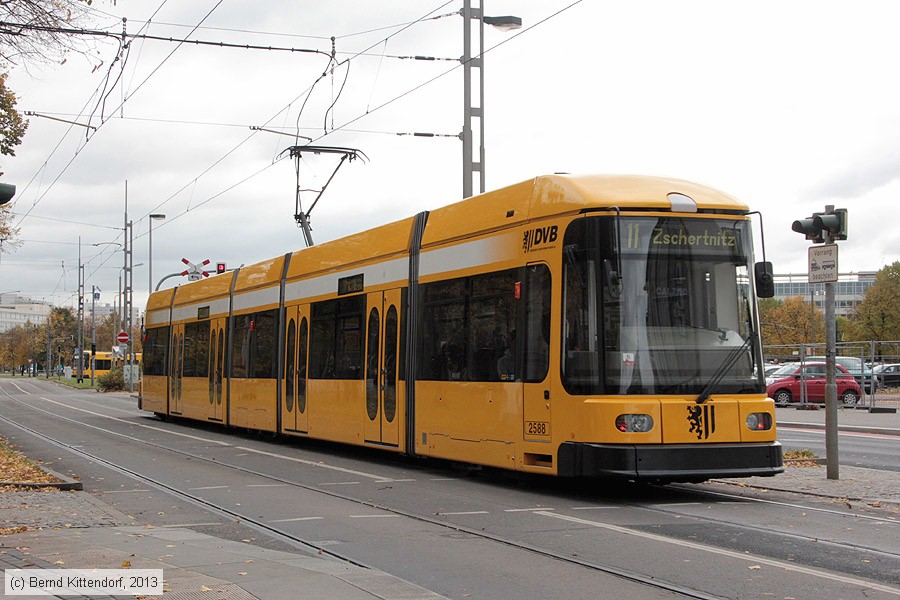 Straßenbahn Dresden - 2588
/ Bild: dresden2588_bk1310180023.jpg