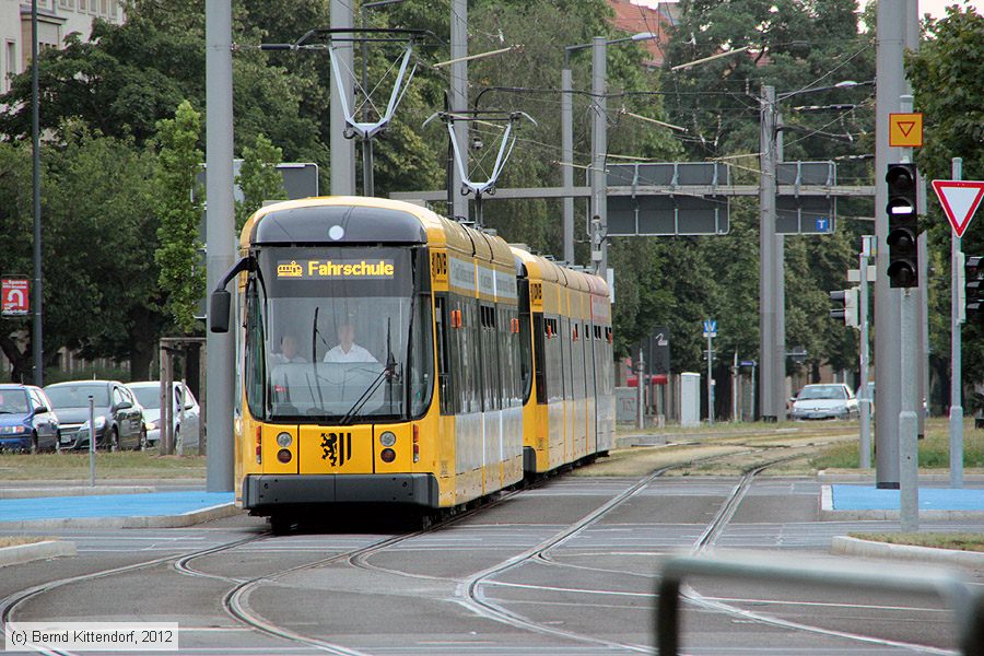 Straßenbahn Dresden - 2626
/ Bild: dresden2626_bk1208160093.jpg