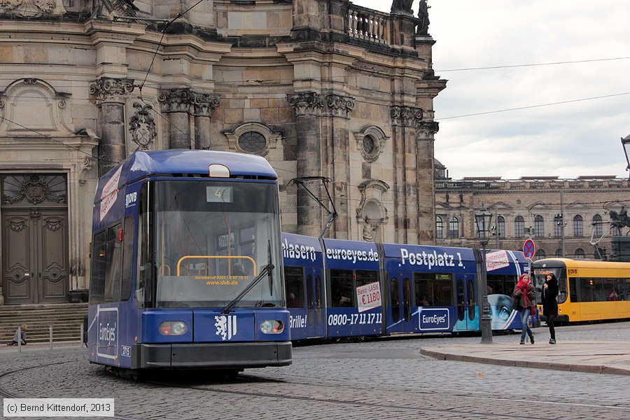 Straßenbahn Dresden - 2715
/ Bild: dresden2715_bk1310140108.jpg