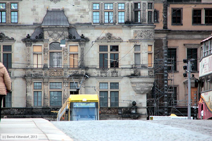 Straßenbahn Dresden - 2718
/ Bild: dresden2718_bk1310140076.jpg
