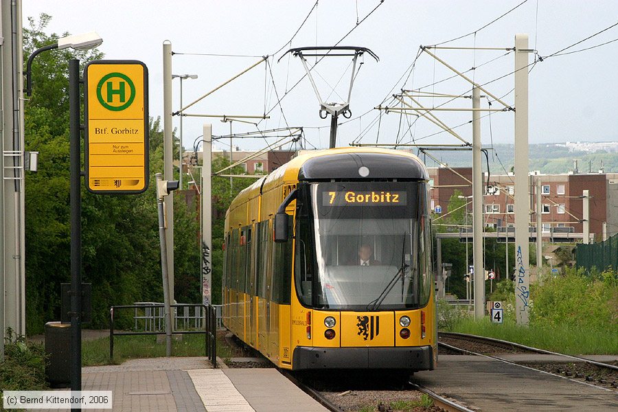 Straßenbahn Dresden - 2821
/ Bild: dresden2821_bk0605130215.jpg