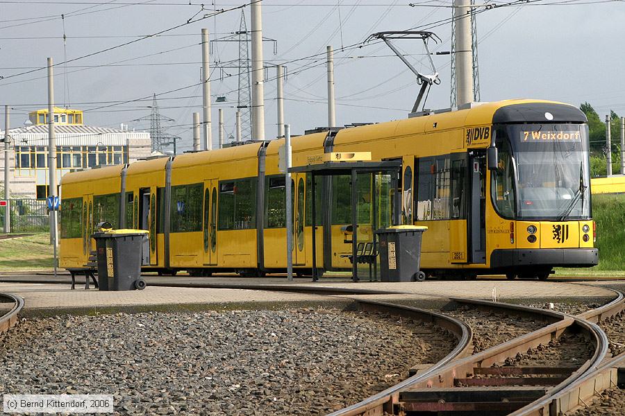 Straßenbahn Dresden - 2821
/ Bild: dresden2821_bk0605130223.jpg