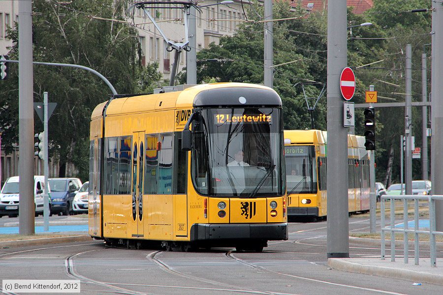 Straßenbahn Dresden - 2827
/ Bild: dresden2827_bk1208160087.jpg