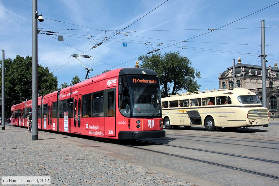 Straßenbahn Dresden - 2818
/ Bild: dresden2818_bk1208180161.jpg